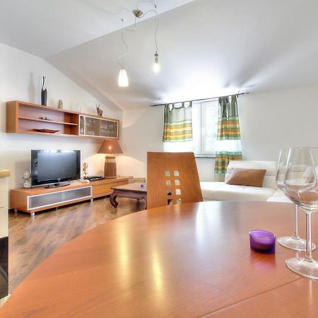 Apartments Suzy Umag Exterior foto