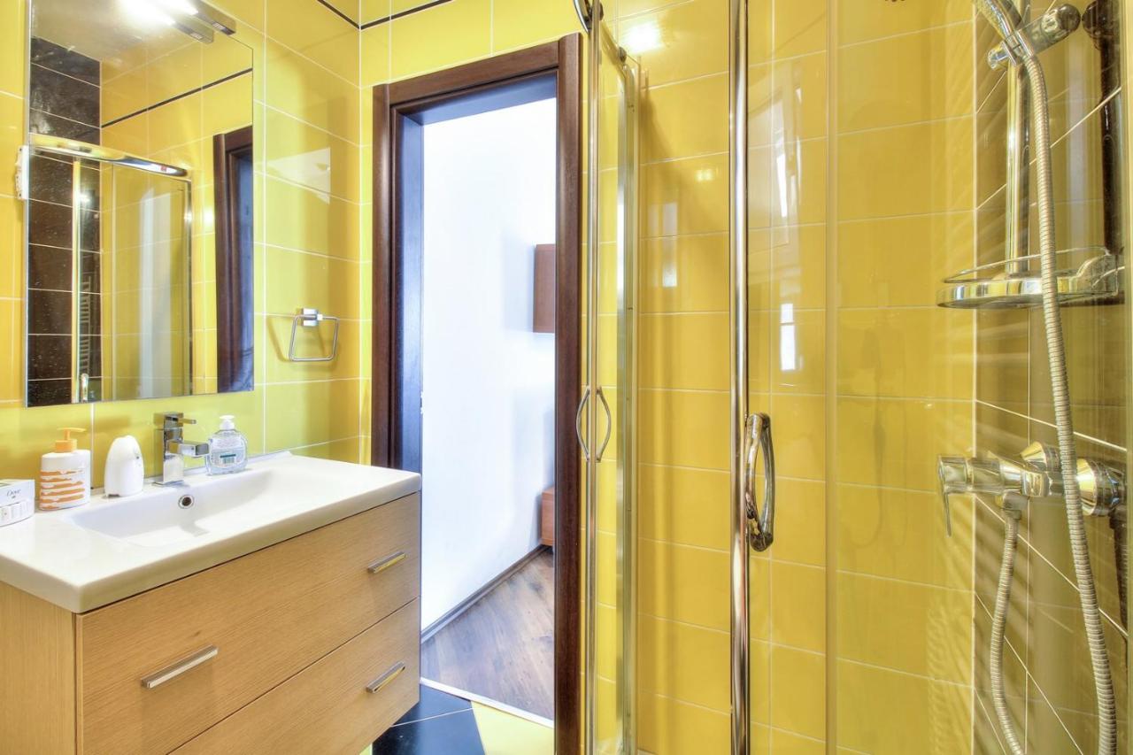 Apartments Suzy Umag Exterior foto