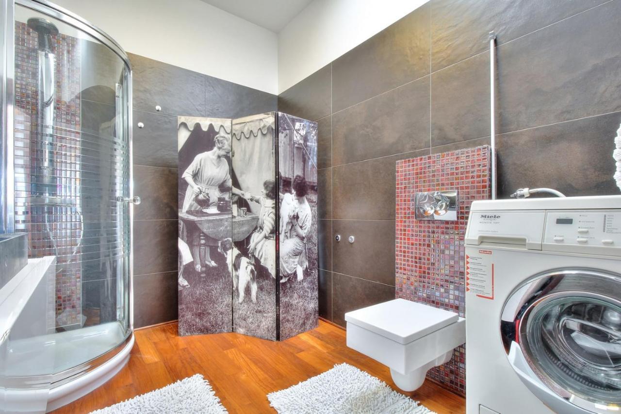 Apartments Suzy Umag Exterior foto